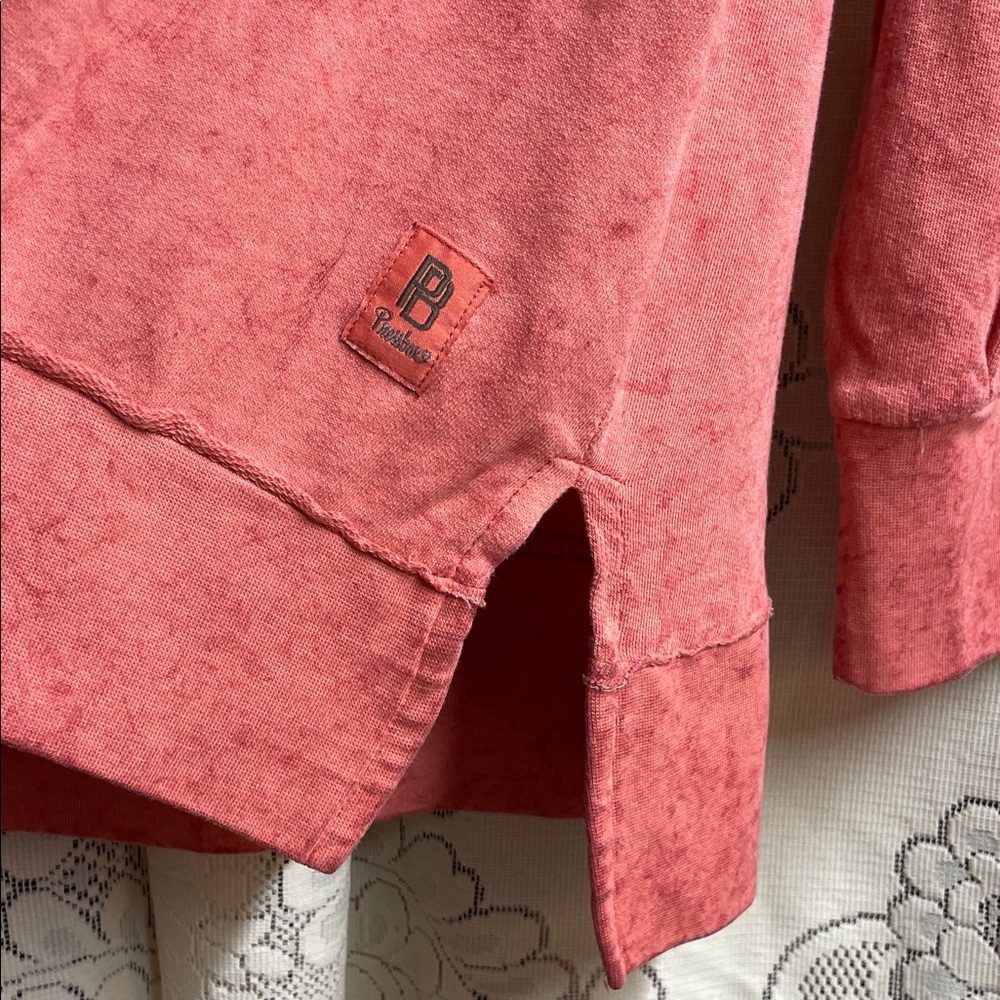 Pressbox Coral Carolina Gamecocks Sweatshirt NWT Medium - Picture 5 of 8